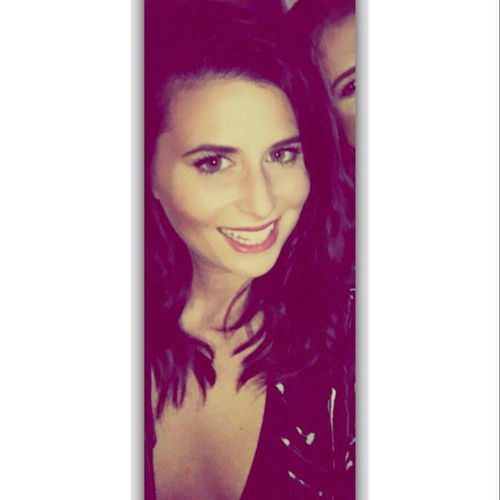 Meet your Posher, Madelaine